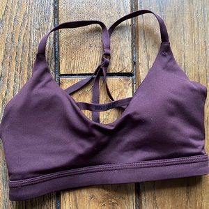 NWOT Nike sports bra